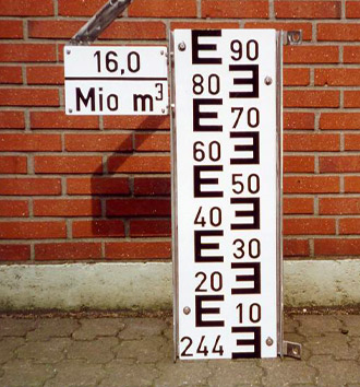 Oeffnungszeiten
<b> </b>
